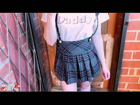 ❤️ Schoolgirl chuqur uning Dick so'radi va sinflar o'rniga fucks. ☑ Super pornoda bizda