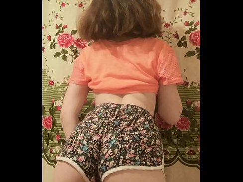 ❤️ Seksual yosh go'dak kamerada uning shortilarini echib tashlamoqda ☑ Super pornoda bizda