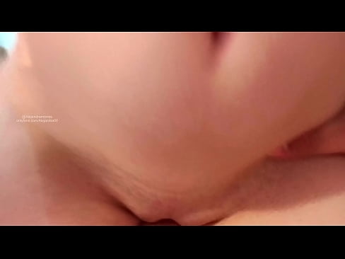 ❤️ Opamning xonasida uxlab yotib, men shunday uyg'ondim ☑ Super pornoda bizda