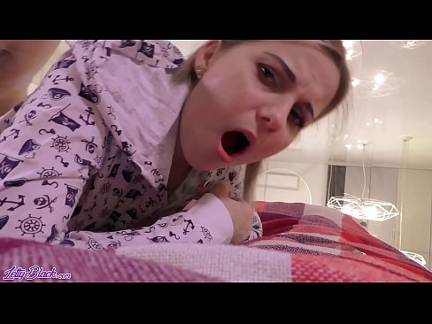 ❤️ Seksi ona qaldirg'och va pregistyle jinsiy aloqa - cum yaqin ☑ Super pornoda bizda